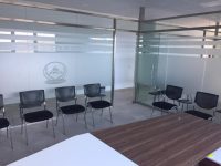 Parque del motor instalaciones sala de reunion pequeña