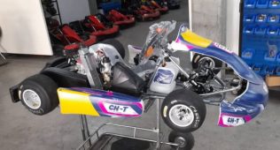 Kart en preparacion parque del motor